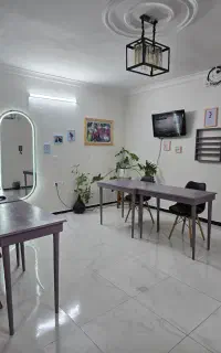 سالن زیبایی لاین فیشیال وناخن و رنگ و لایت وکراتین