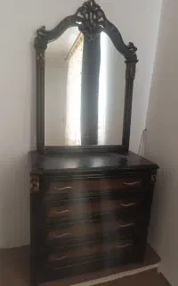 میز آرایش ۴کشو بااینه
