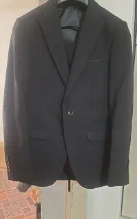 کت و شلوار همراه جلیقه