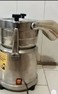 آبمیوه گیری صنعتی