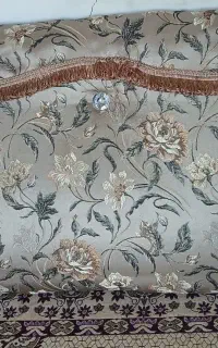 دو عدد پشتی .خیلی خیلی کم استفاده شده .