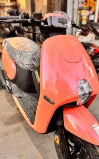 اس وای ام سی ال بی 125 بانوان پاکشتی