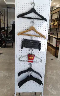 چوب لباسی نو و استوک