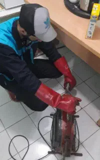 لوله بازکنی دستگاه فنرزنی چاه باکنی سراسرنقاط شهر