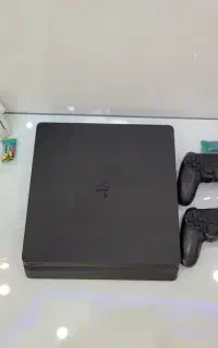 فروش PS4 سالم و تمیز