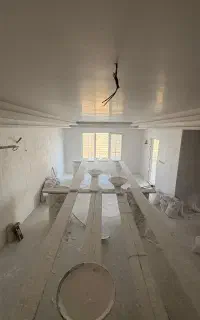 گچکاری و لکه گیری ساختمان  قابندی تی وی وال