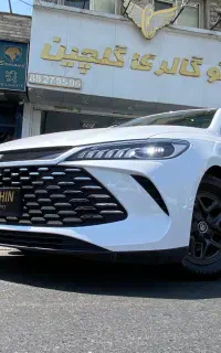 بی وای دی چین پلاس 2025 با پلاک و مدارک