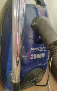 جاروبرقی .گاز پنج شعله..فرش کرمی ۱۲ متری