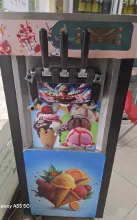 دستگاه بستنی