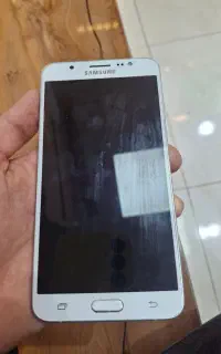 گوشی j7 2016
