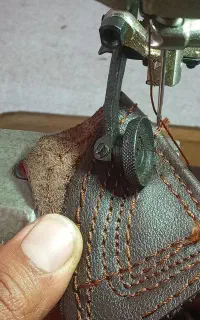 چرخ چرم دوزی و کفش دوزی بطر