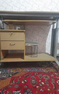 میز کامپیوتر