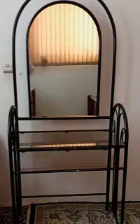میز آرایش کاملا سالم