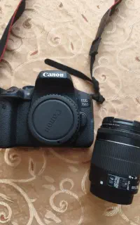 دوربین عکاسی ۷۵۰d کانن