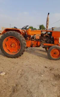تراکتور رومانی مدل 60