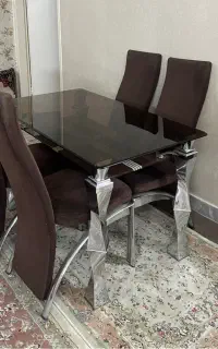 میز ناهار خوری