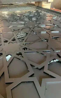 خدمات برش لیزر فلز