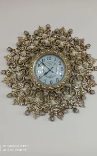 ساعت دیواری