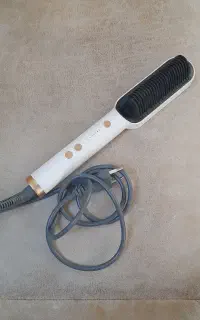 یه عدد اتو موی برسی