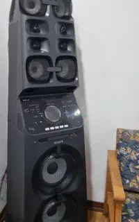 اسپیکر سونی V ۹۰ فقط نقدی