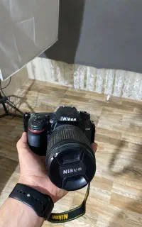 دوربین نیکون ۷۲۰۰ و کیت کامل نورپردازی برندS&S