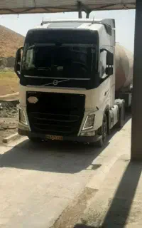 راننده کمکی هستم تریلی کار