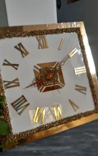 فروش انواع ساعت دیواری زیبا وماندگار