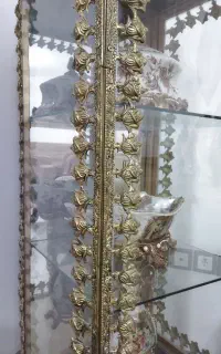 مینی بوفه ی برنز ، سنگین وزن قدیمی