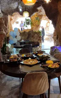 استخدام سرآشپز ایرانی و فرنگی