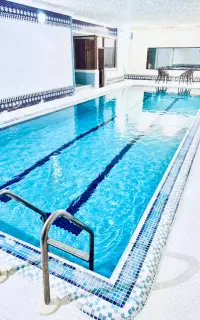 آموزش شنا و آب درمانی