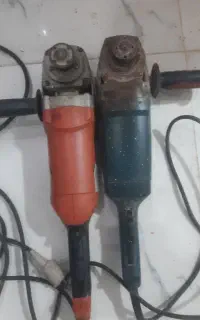 دو دستگاه سنگ فرز بزرگ