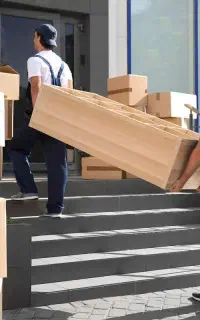 کارگر اساس کشی(حمل و جابجایی اساس منزل)