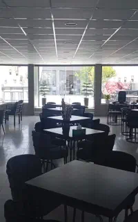 استخدام برای کافه