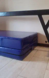 تشک ژیمناستیک و چوب موازنه