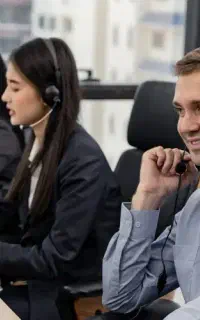 استخدام کارشناس فروش