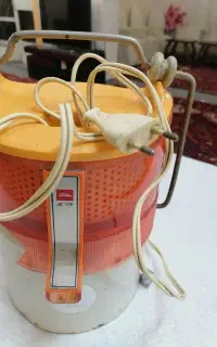 ابمیوه گیری قدیمی توشیبا