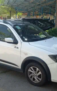 کوییک R سفید مشکی مدل اسفند 98