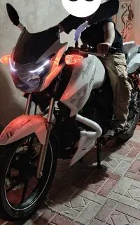 موتور آپاچی ۱۸۰ عروسک