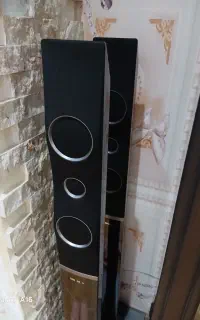 باند ایستاده سینما خانواده
