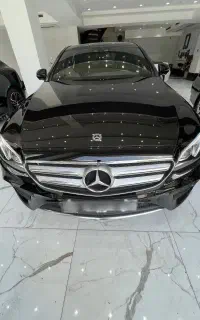 E200 2018
