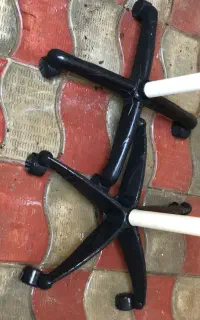 پایه چرخدار