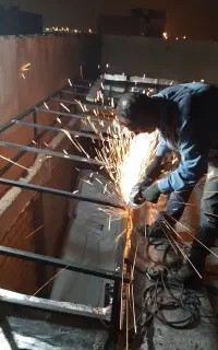 جوشکاری،لوله کشی آب و فاضلاب،تخریب،برق کاری