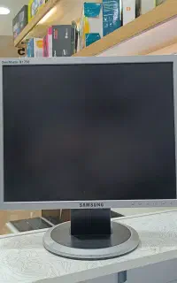 مانیتور 17 اینچ Samsung