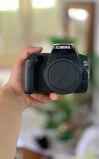 دوربین ‌کنون 250d