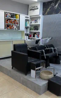 اجاره استیج پدیکور، میز ناخن، تخت مژه، یا درصدی