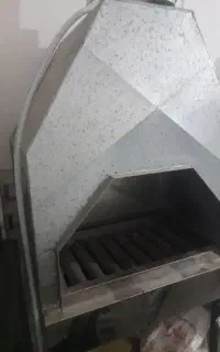 یک عدد بخاری فن دار صفر و یک عدد منقل  درحد صفر