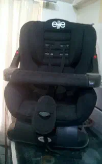 صندلی ماشین کودک