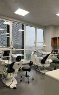 دندانپزشکی/ایمپلنت/عصب کشی/لیزر مو زائد/تزریق فیلر
