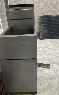 سرخ کن دین امریکایی اصلی