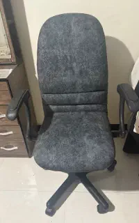 صندلی اداری ( جکدار و چرخدار )